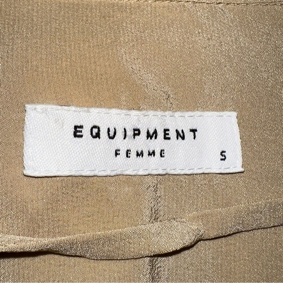 Equipment Ecru Femme Knox Silk Lace Up Blouse - Picture 8 of 12